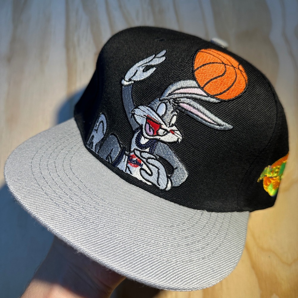 Starter Space Jam Bugs Bunny Snapback Hat Black Grey Looney Tunes OSFM